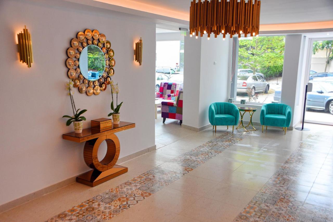 Hotel Spring